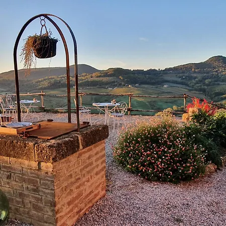 Stelle Di Monte Гостевой дом Монтепульчано